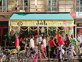 Roemer + Roemer - HibiscusFleurs Aus Based on a True Story, 81675-1, Van Ham Kunstauktionen