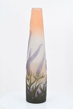Emile Galle - Vase mit Schmetterlingsflieder, 68007-63, Van Ham Kunstauktionen