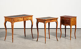 Gruppe von drei Kleinmoebeln, 80007-10, Van Ham Kunstauktionen