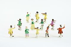 Meissen - Folge von zwoelf Figuren aus der Galanten Kapelle, 81826-8, Van Ham Kunstauktionen